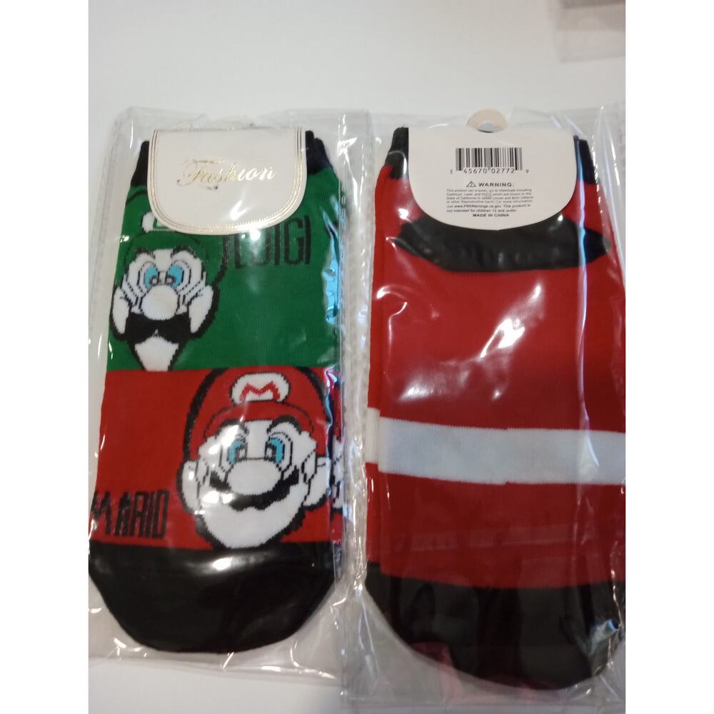 *NEW* Mario inspired Low Cut socks 2 pair Kids size Medium 0423 - Picture 2 of 2